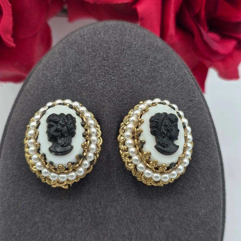Vintage W Germany Black White Cameo Faux Pearl Gold Tone Clip On Earrings